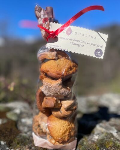 Assortiment de biscuits à la farine de châtaigne